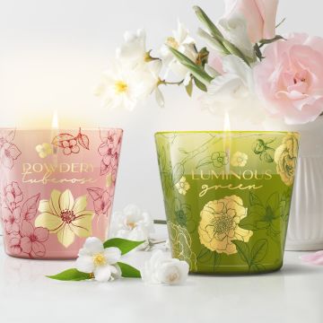 Świeca zapachowa w szkle Floral Garden 115 g